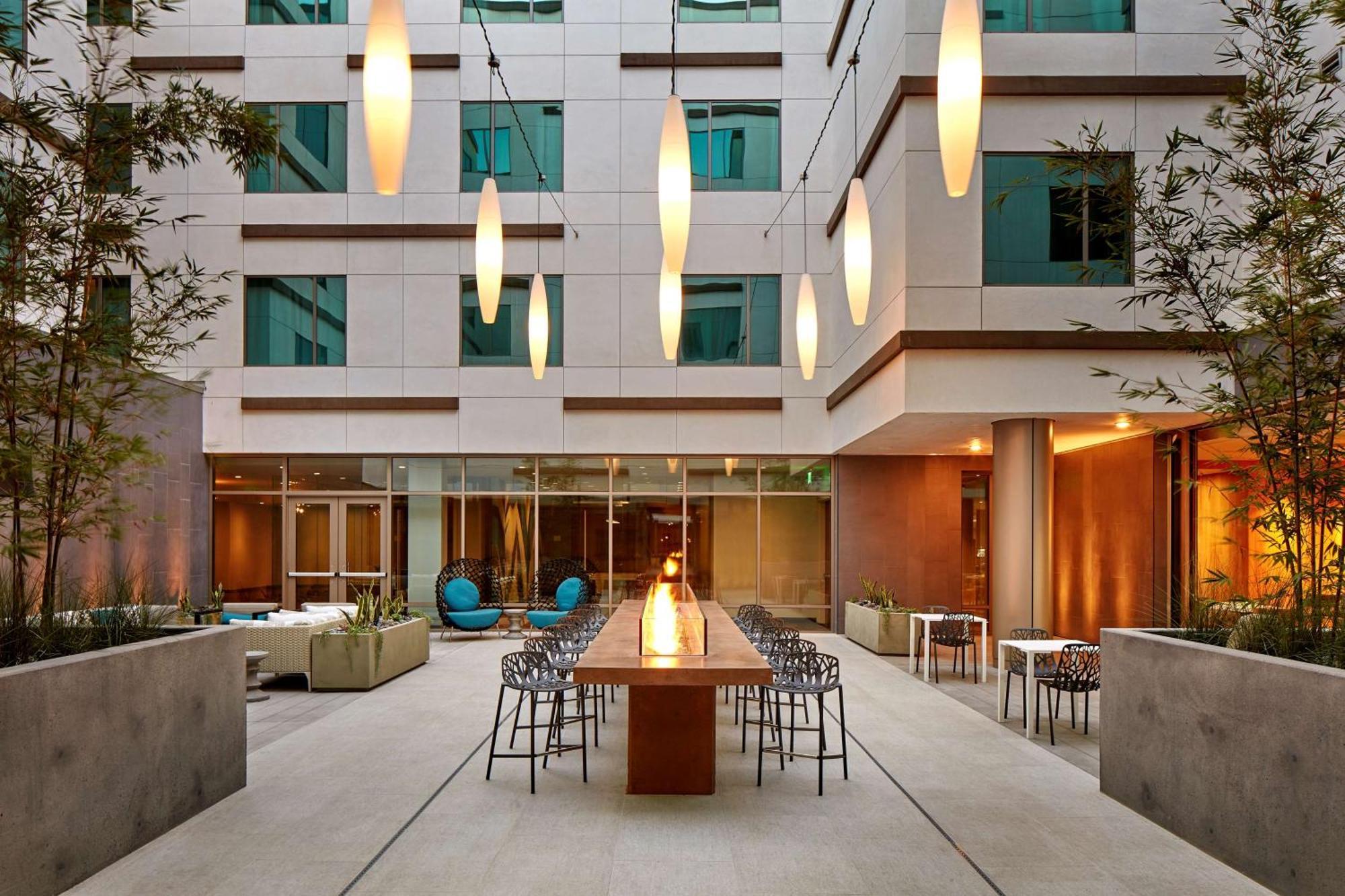 Homewood Suites By Hilton San Diego Downtown/Bayside Екстериор снимка