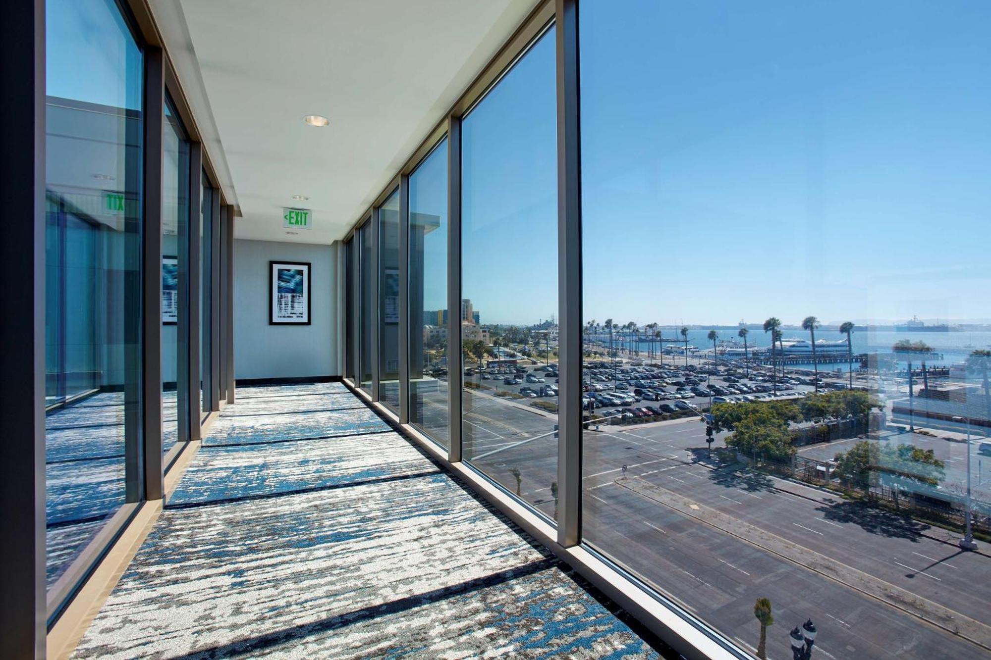 Homewood Suites By Hilton San Diego Downtown/Bayside Екстериор снимка